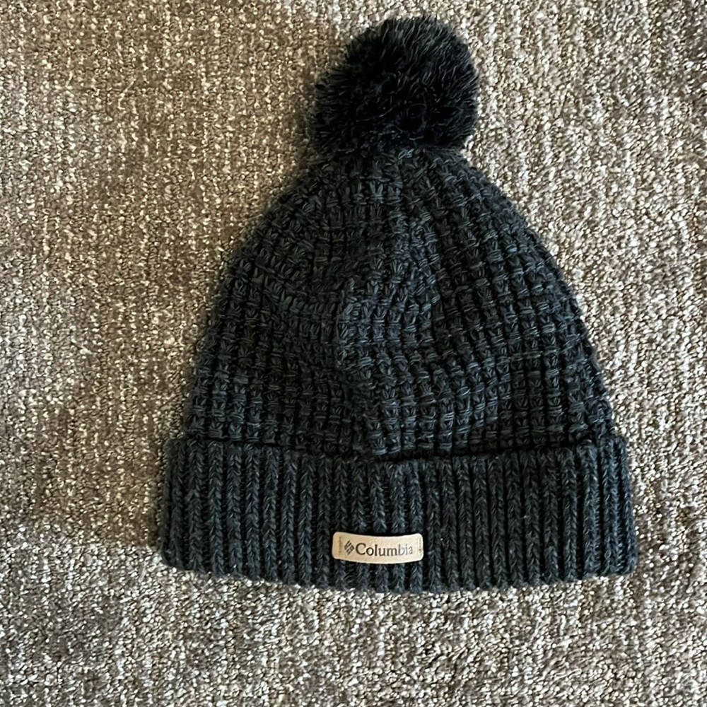Columbia hat